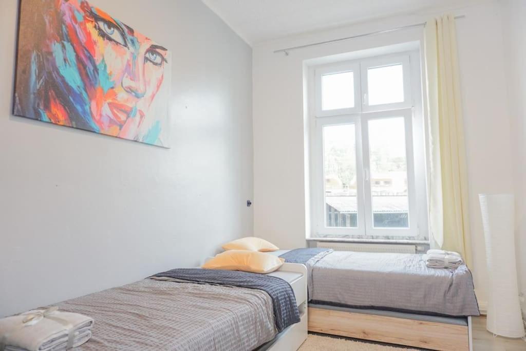 Apartment In Wuppertal - Charmante 3-Zimmer-Oase Mit Kamin Und Badewanne 외부 사진