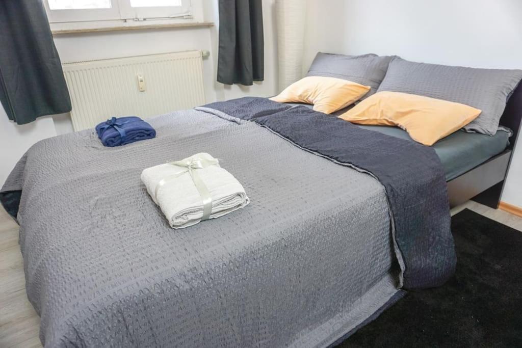Apartment In Wuppertal - Charmante 3-Zimmer-Oase Mit Kamin Und Badewanne 외부 사진