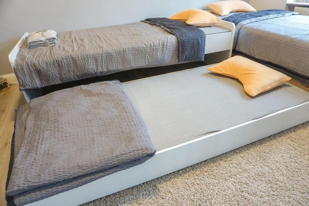 Apartment In Wuppertal - Charmante 3-Zimmer-Oase Mit Kamin Und Badewanne 외부 사진