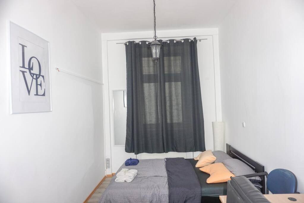 Apartment In Wuppertal - Charmante 3-Zimmer-Oase Mit Kamin Und Badewanne 외부 사진