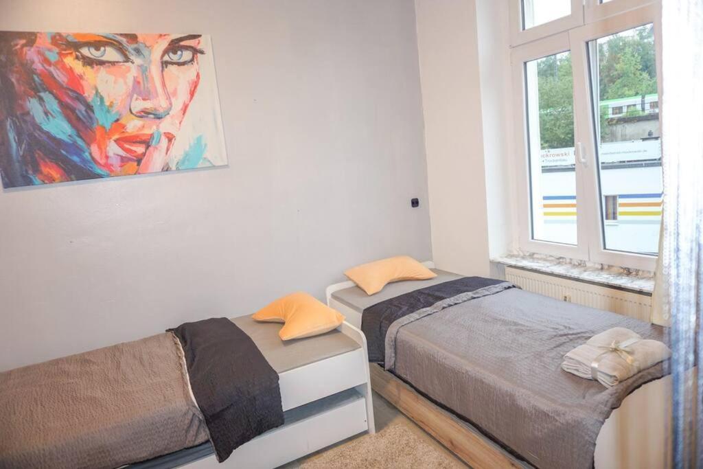 Apartment In Wuppertal - Charmante 3-Zimmer-Oase Mit Kamin Und Badewanne 외부 사진